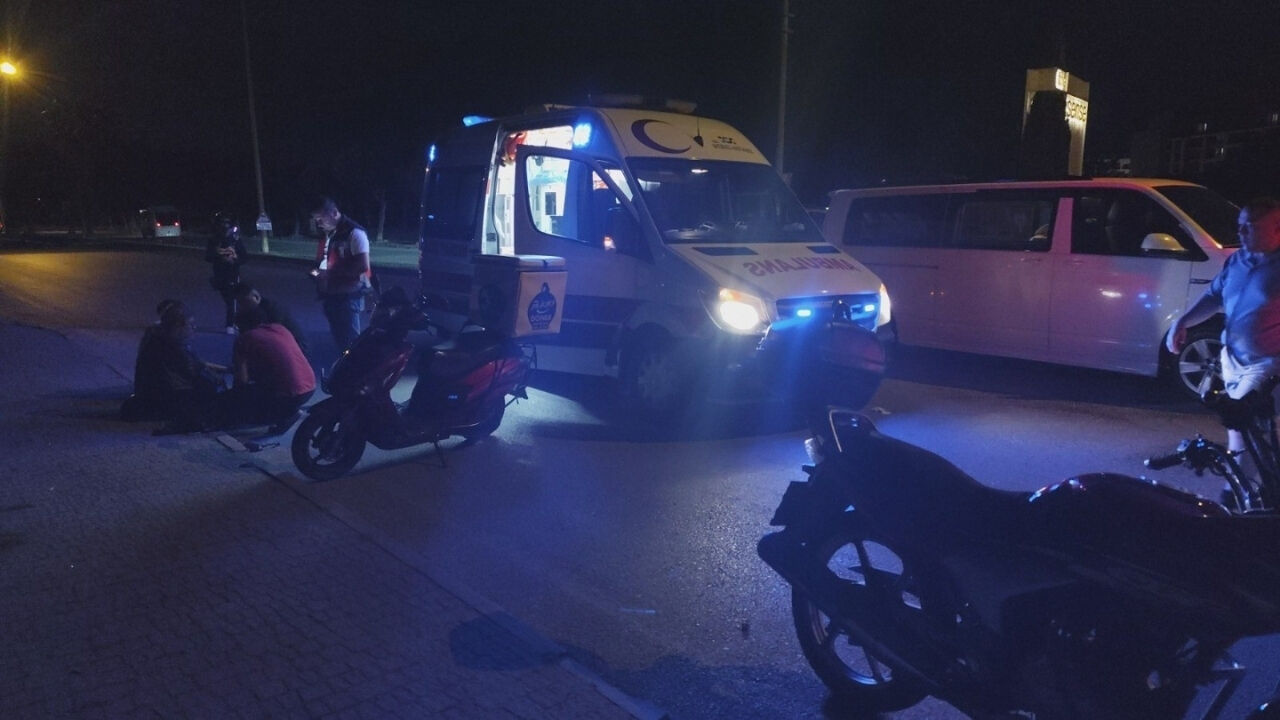 Karanlıkta Kaldırıma Çarptı Antalya 2