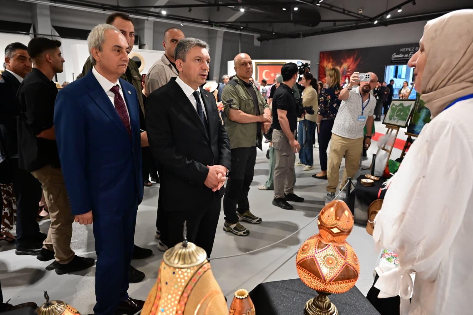 Hayat Boyu Ogrenme Haftasi Sergisi Dokumaparkta Acildi 8