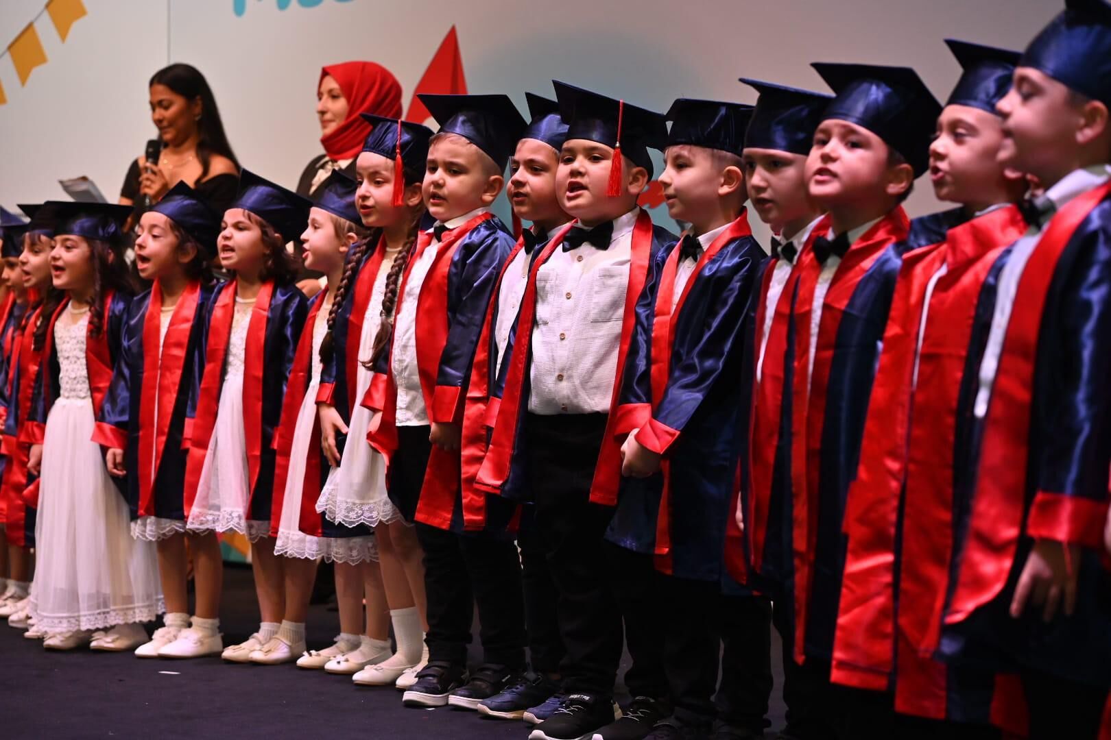 Kepezin Kreslerinde Mezuniyet Heyecani 4