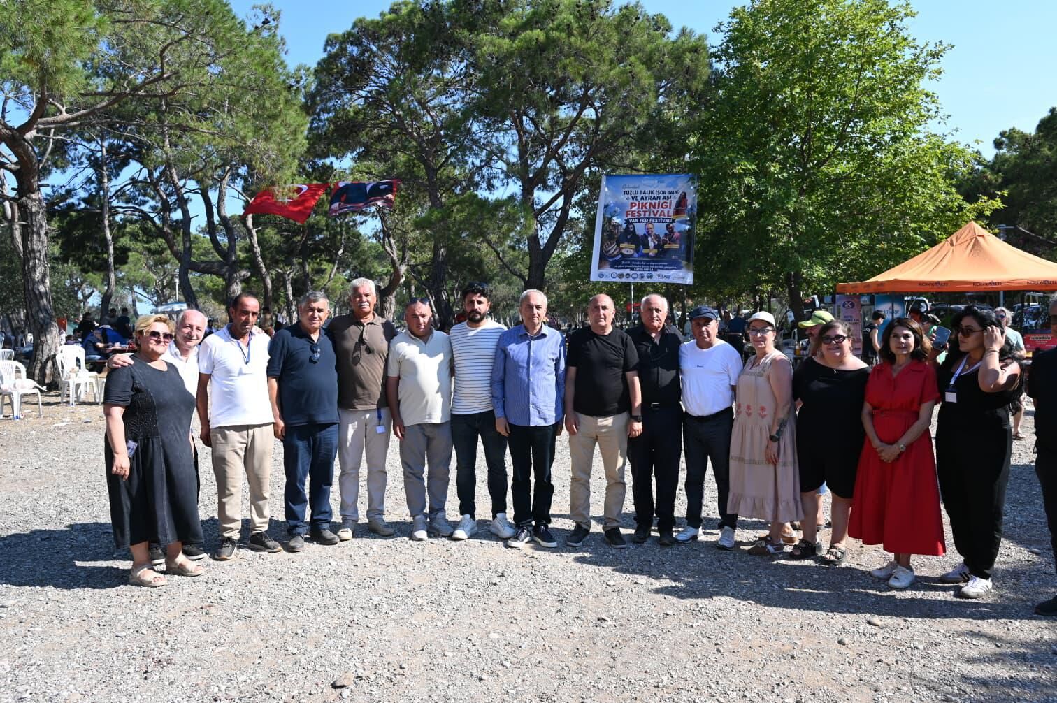 Kocagoz, Hemsehri Dernekleriyle Bulustu 10