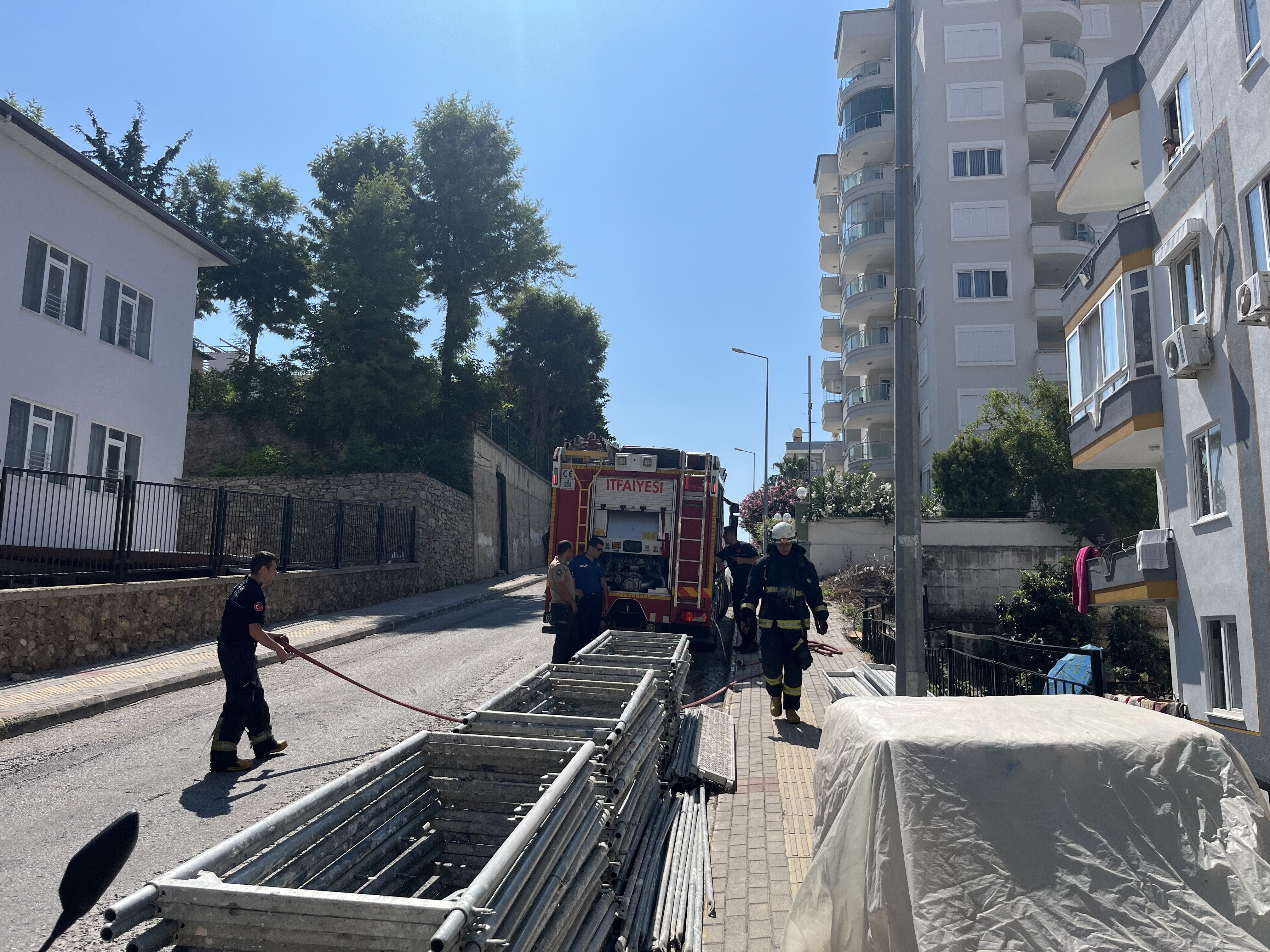 Alanya Apartman Dairesi Yangin3