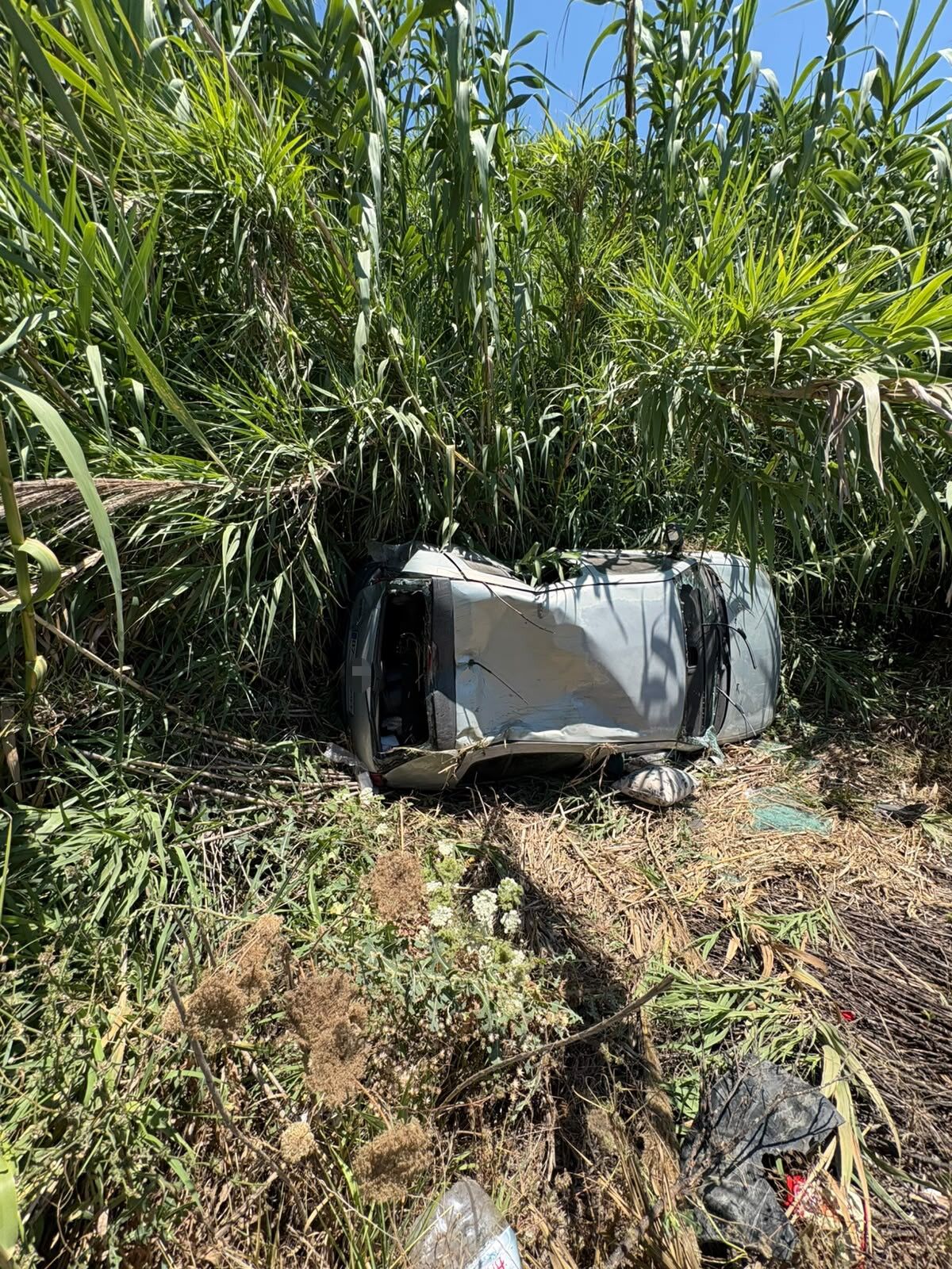Alanya Kaza Hafif Ticari Arac Devrildi2