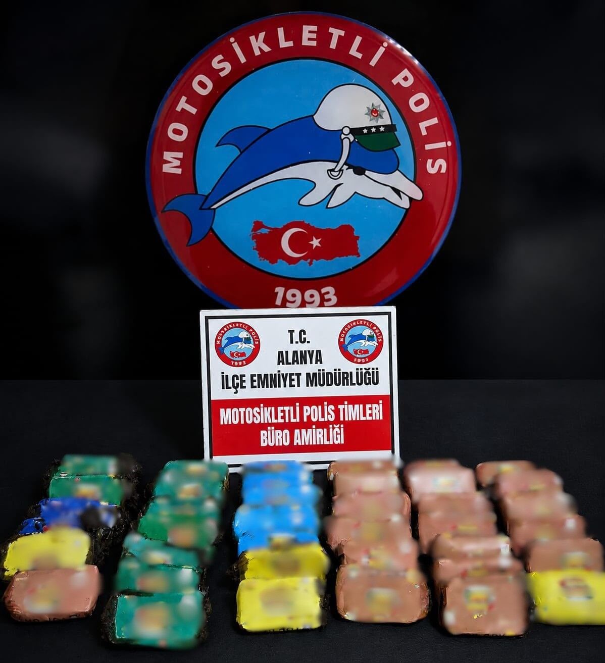 Antalya'da Motosiklette Kilolarca Esrar Ele Geçirildi!