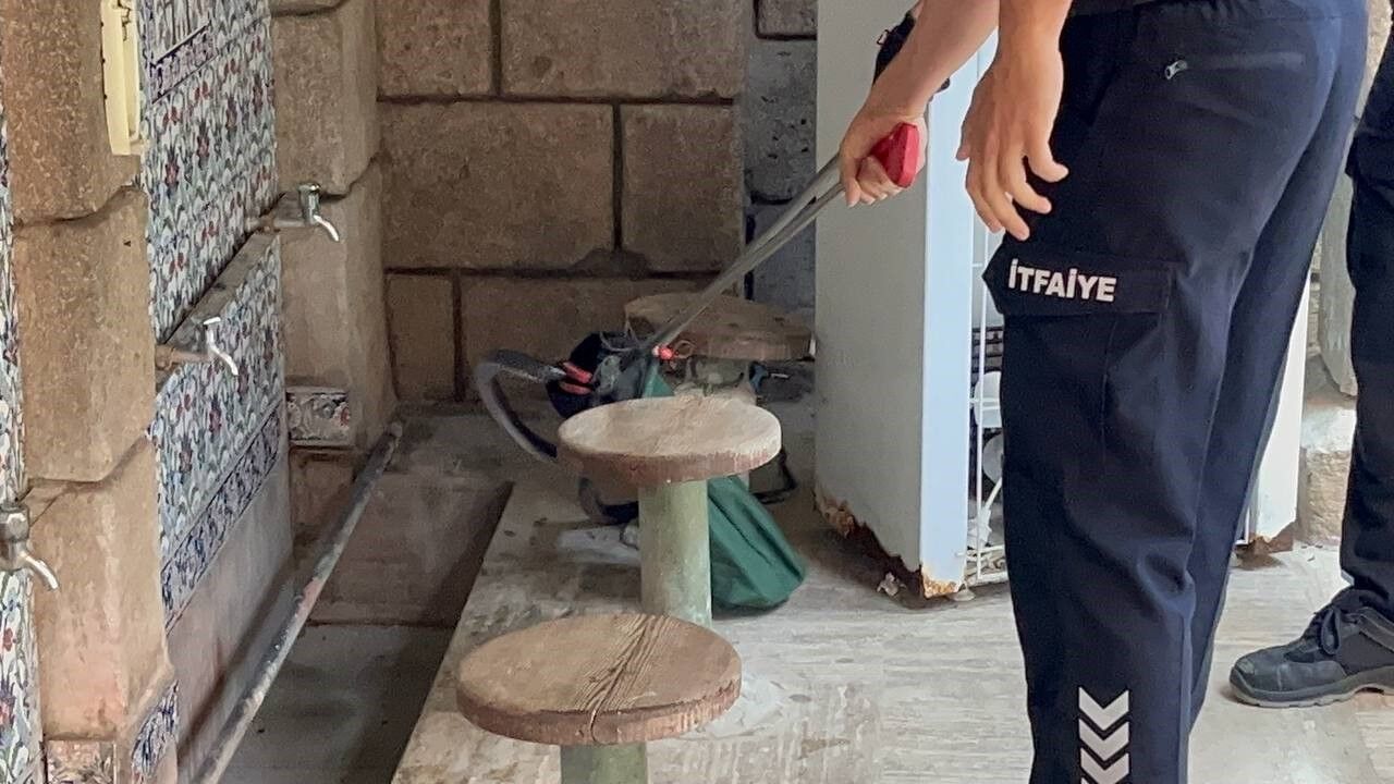 Cami Yilan Panik Antalya3
