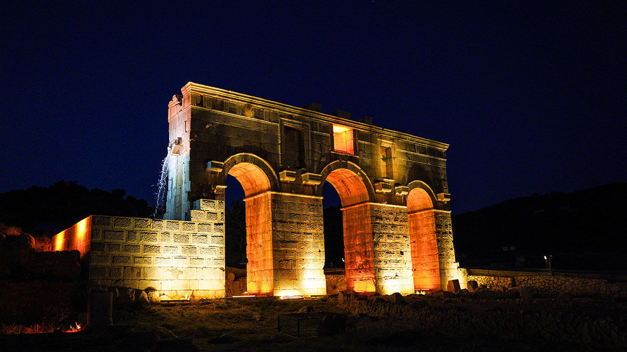 Patara Kent Kapisi Su Akisi Antalya5