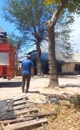 Serik Gecekondu Yangini Antalya3