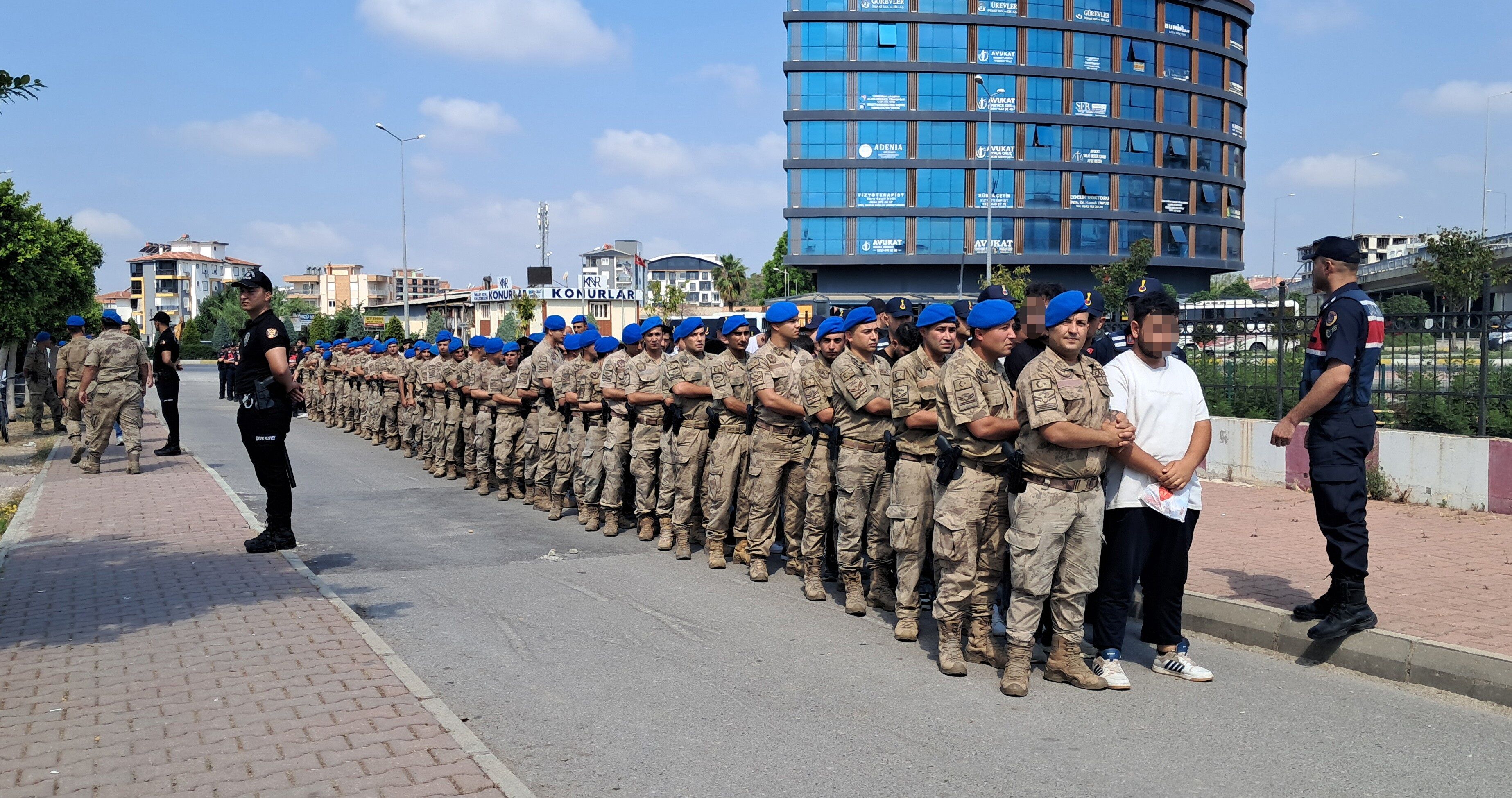 Yasadisi Bahis Operasyonu Antalya 36 Tutuklama3