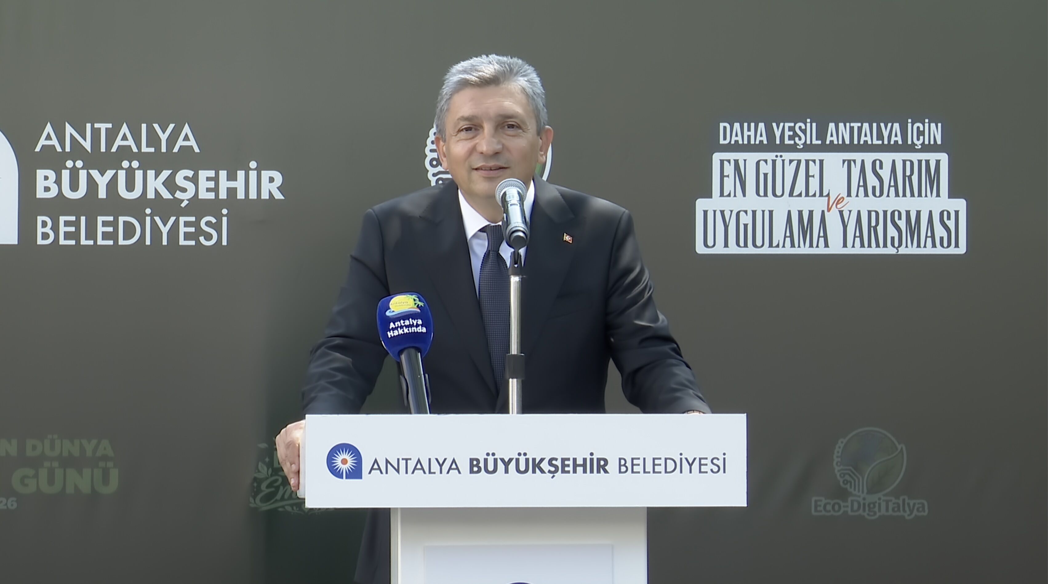 Vali Foto