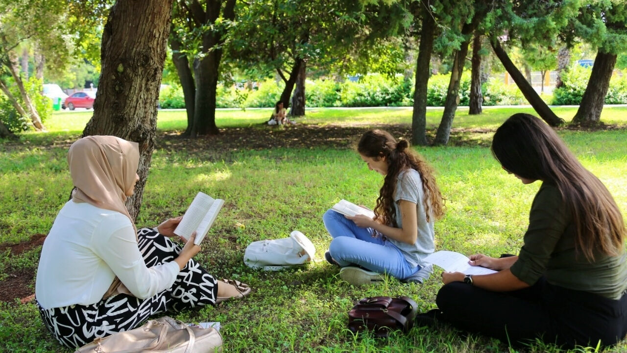 Akdeniz Üniversitesi