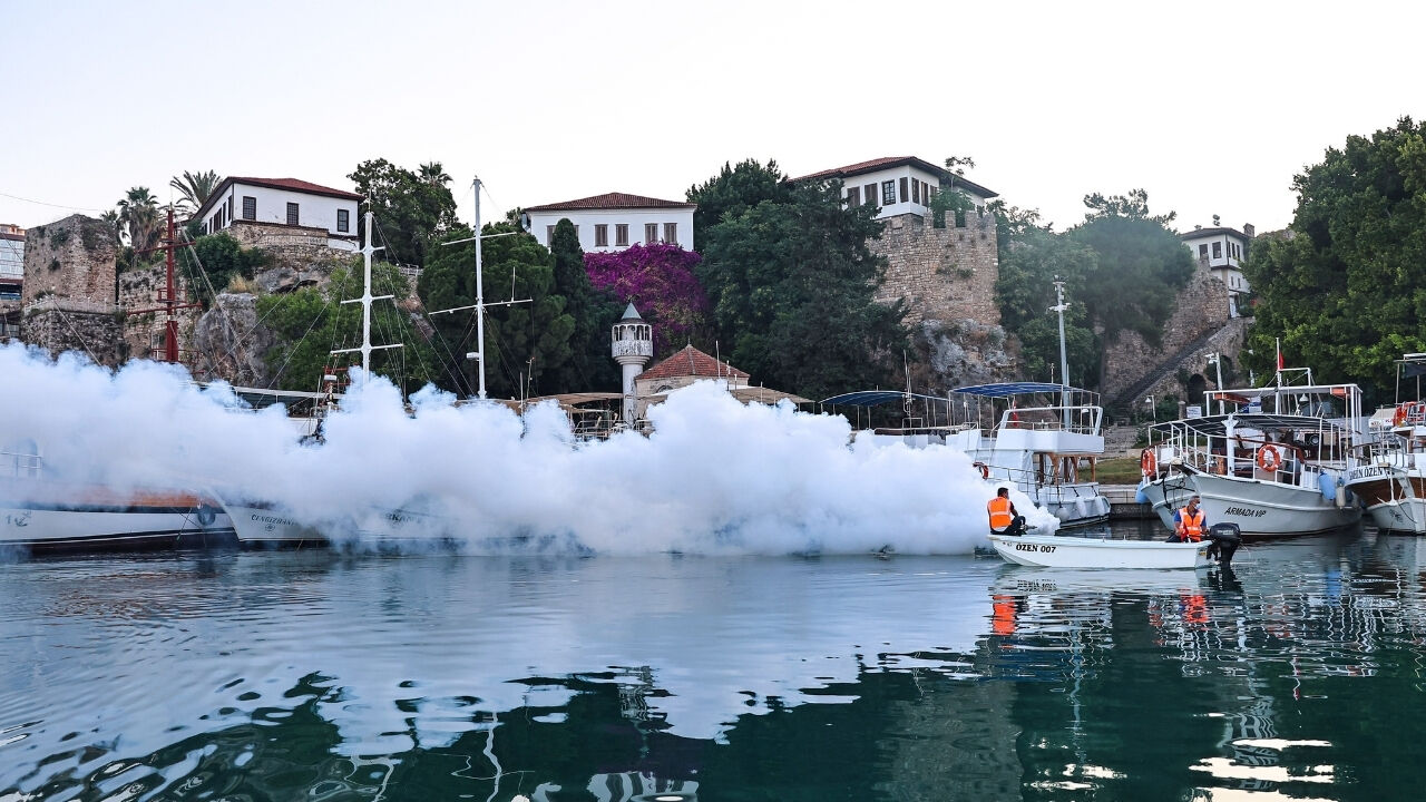 Büyükşehir'den Vektörle Mücadeleye Denizden Müdahale-1