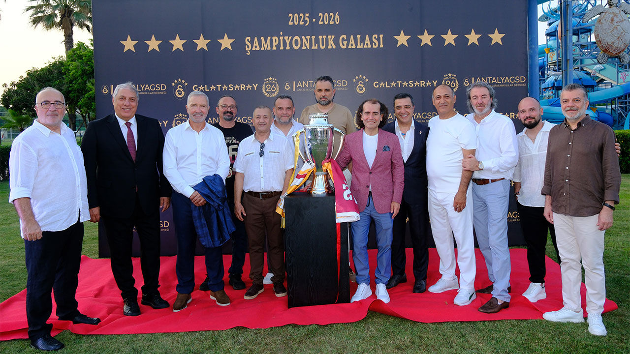 Antalya Galatasaray Sampiyonluk Kutlandi1