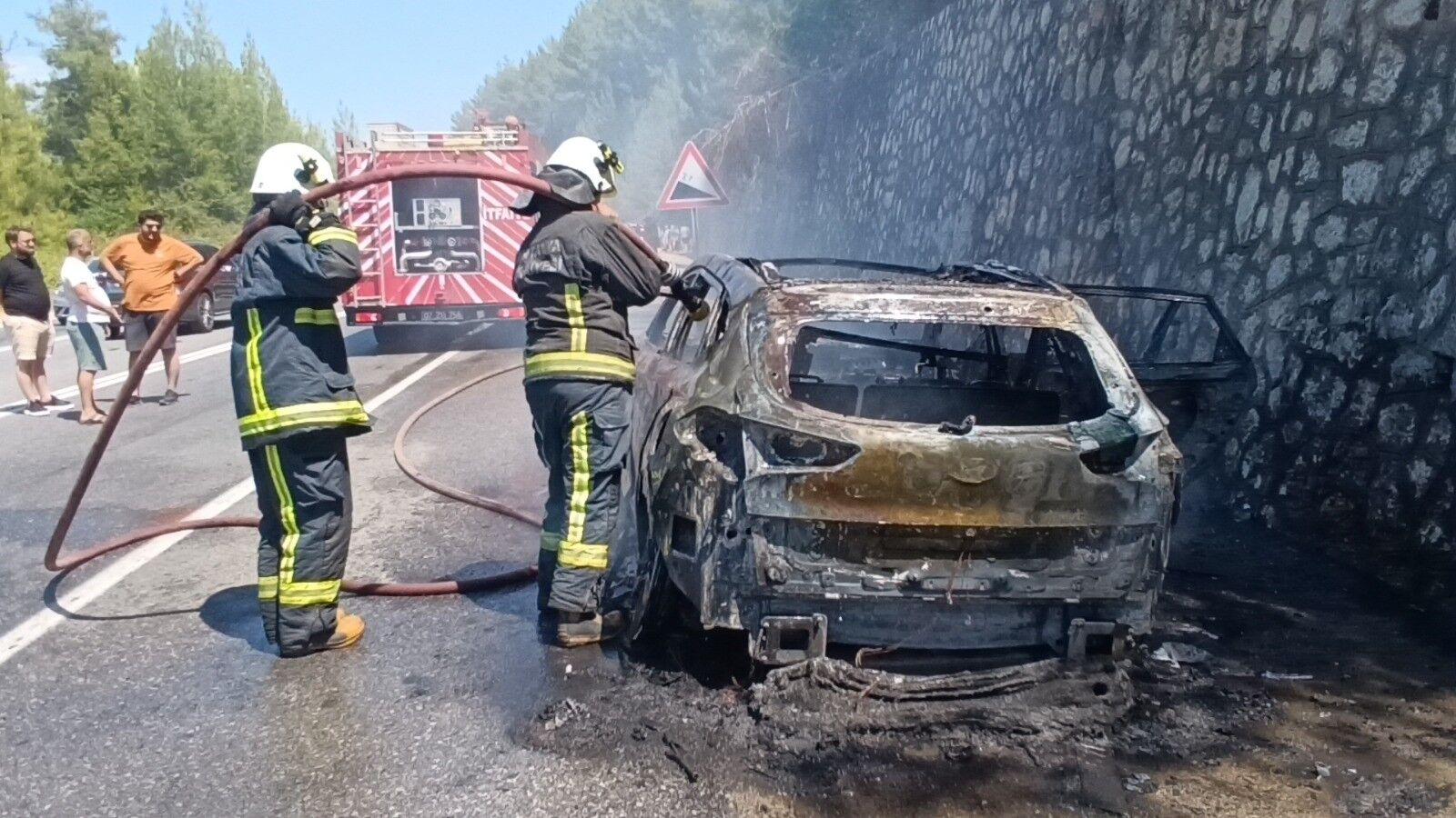 Antalya Konya Yolu Arac Yangini3