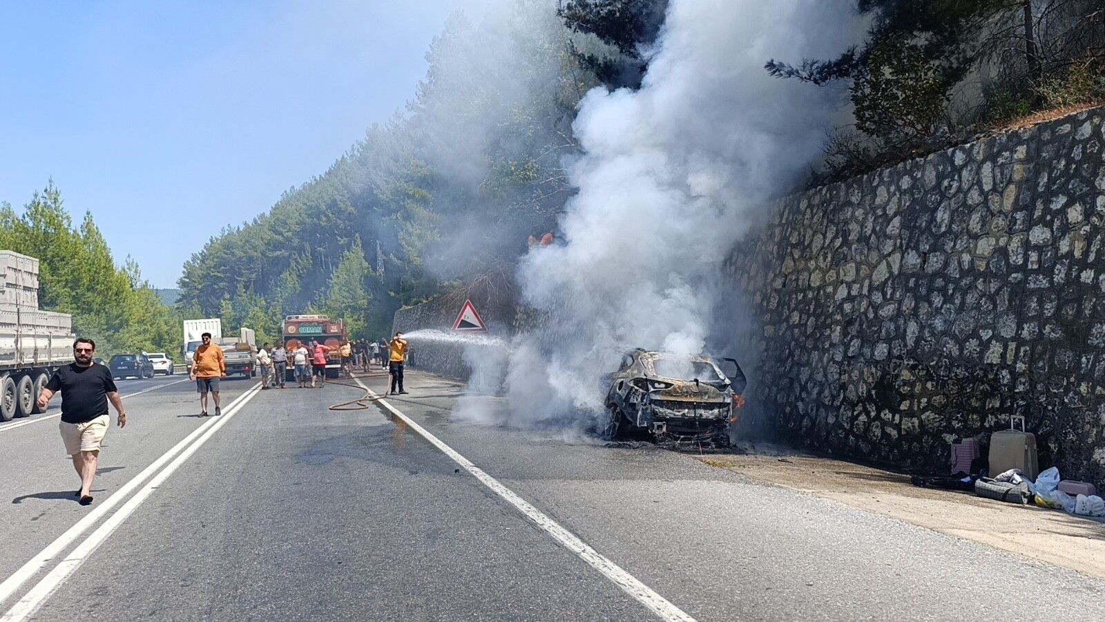 Antalya Konya Yolu Arac Yangini7