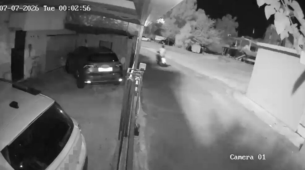 Havai Fisek Patlama Antalya Panik3