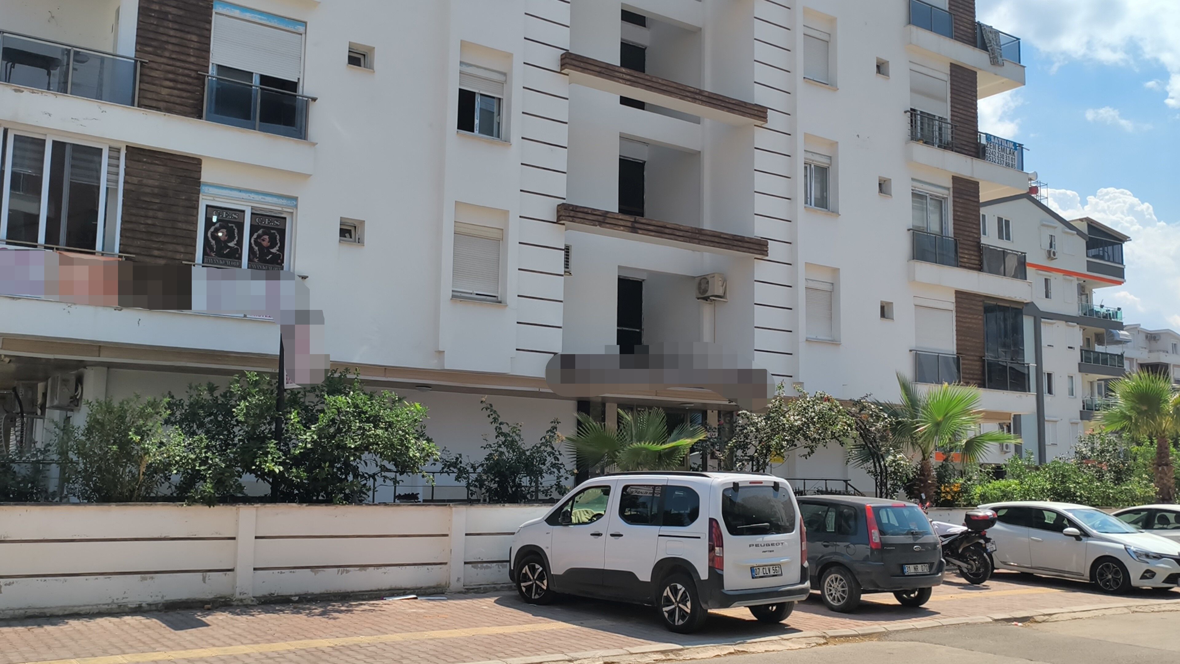Hurma Mahallesi Araci Uzerine Surdu Antalya5