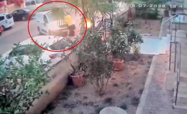 Hurma Mahallesi Araci Uzerine Surdu Antalya9