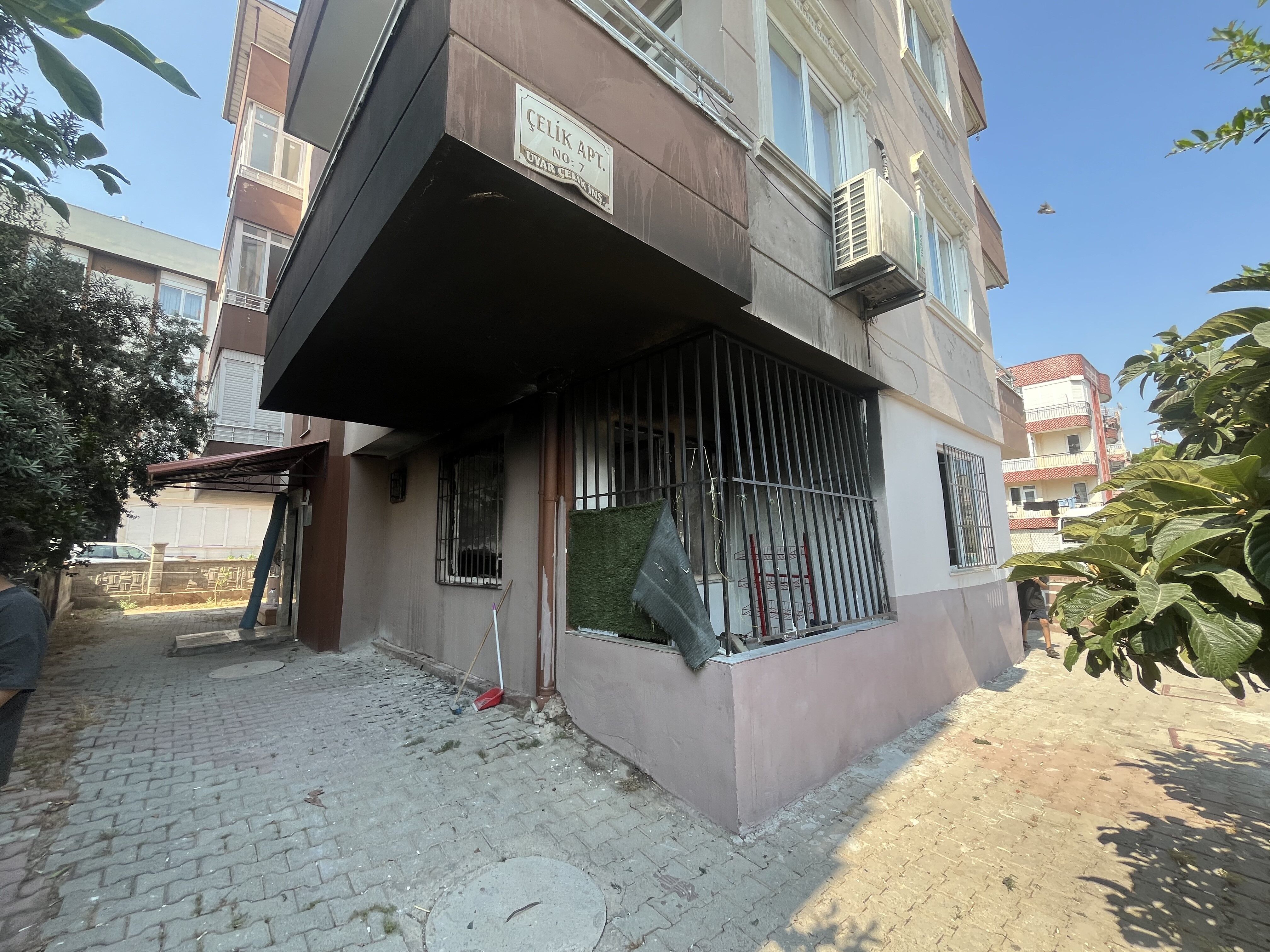 Kepez Yangin Itfaiye Teomanpasa Antalya5