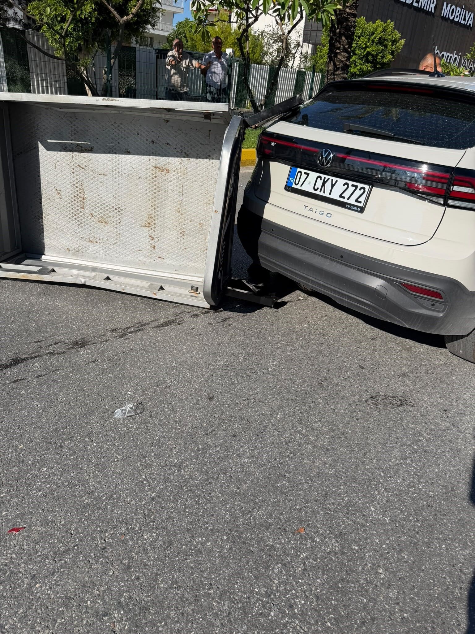 Manavgat Ani Manevra Kaza Antalya 3Yarali3
