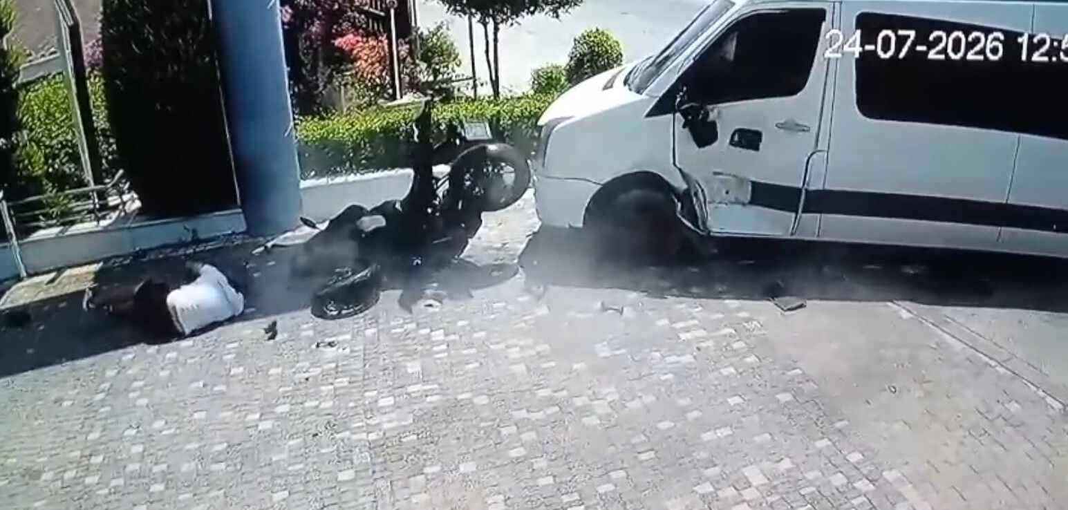 Manavgat Kaza Tur Minibusu 2 Agir Yaral4