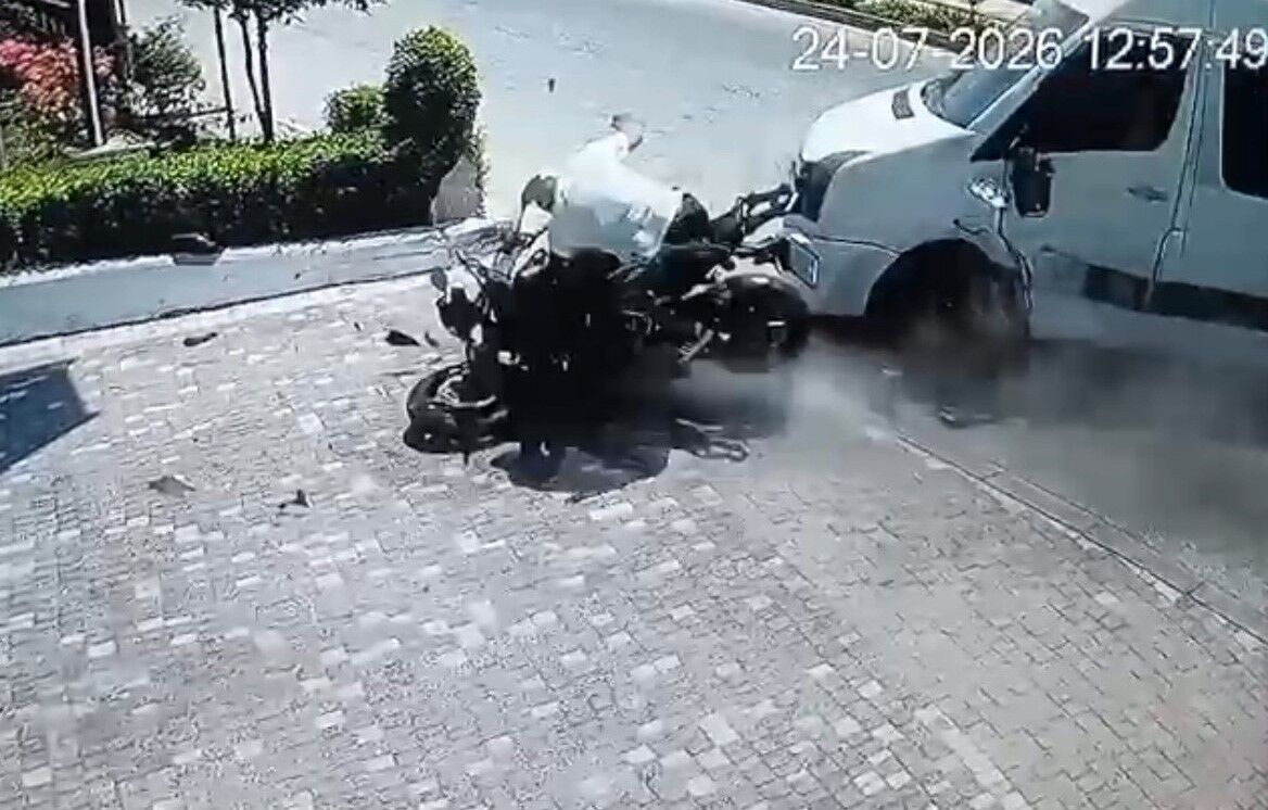 Manavgat Kaza Tur Minibusu 2 Agir Yaral5