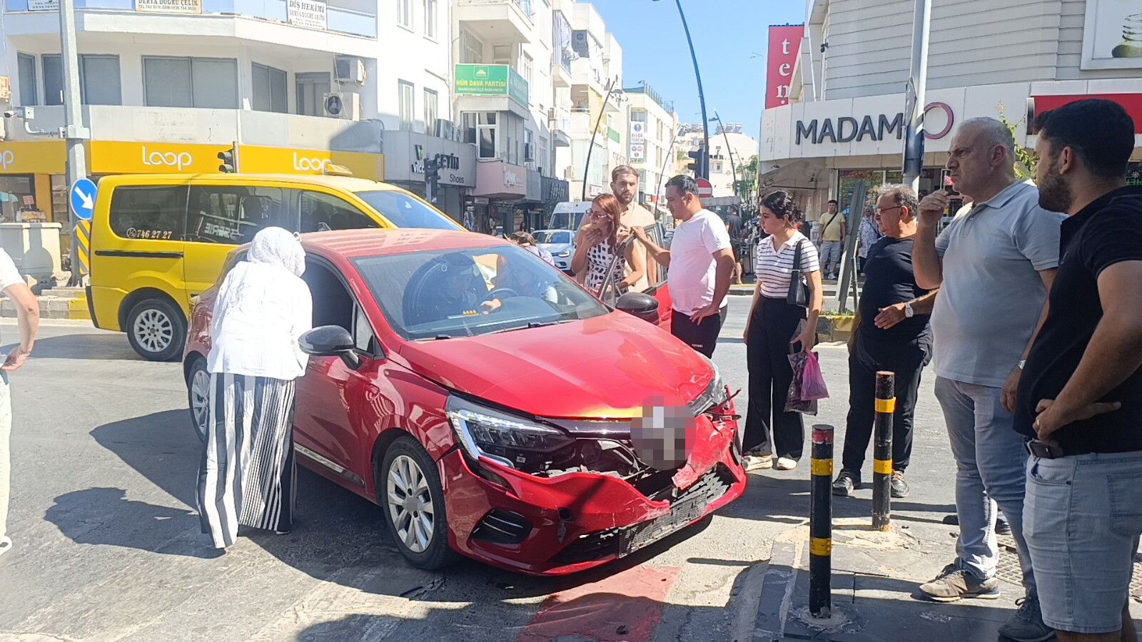 Manavgat Kirmizi Isik Ihlali Kaza11