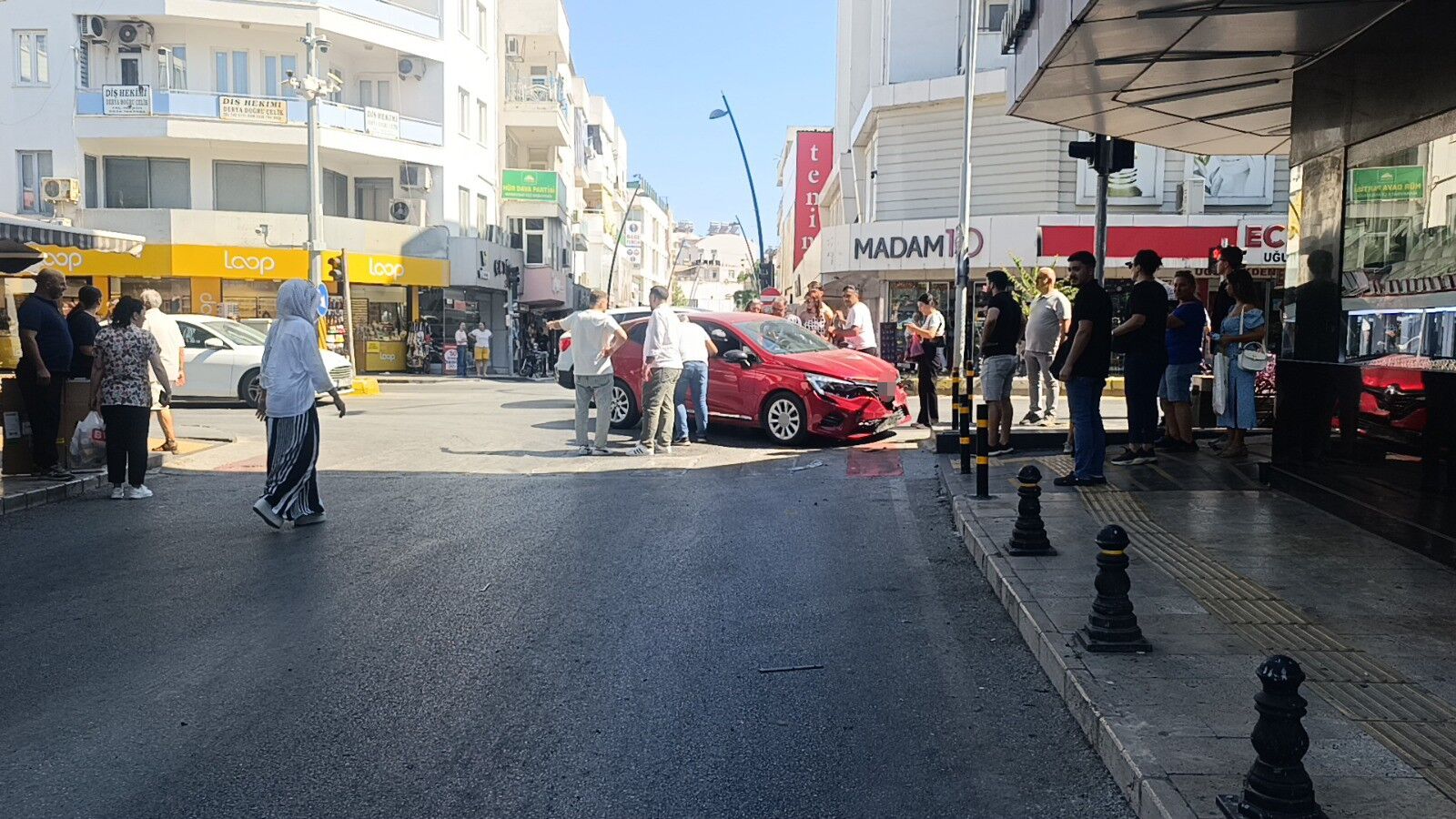 Manavgat Kirmizi Isik Ihlali Kaza13