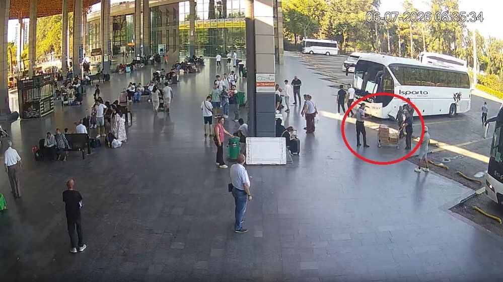 Otobuste Civciv Ele Gecirildi Antalya4