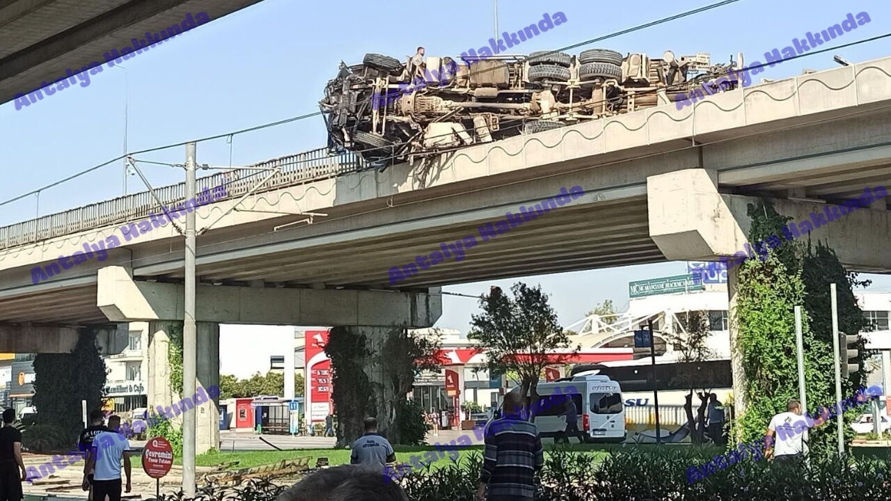 Kamyonet Devrıldı