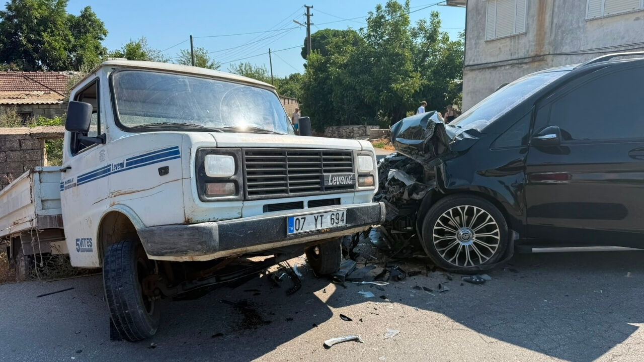 Antalya Kaza-4