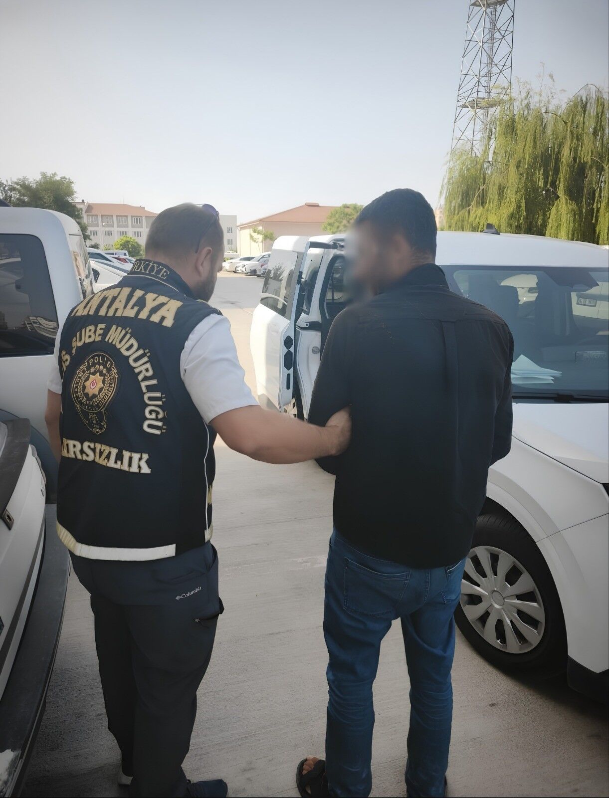 Antalya 275 Sahis Tutuklandi