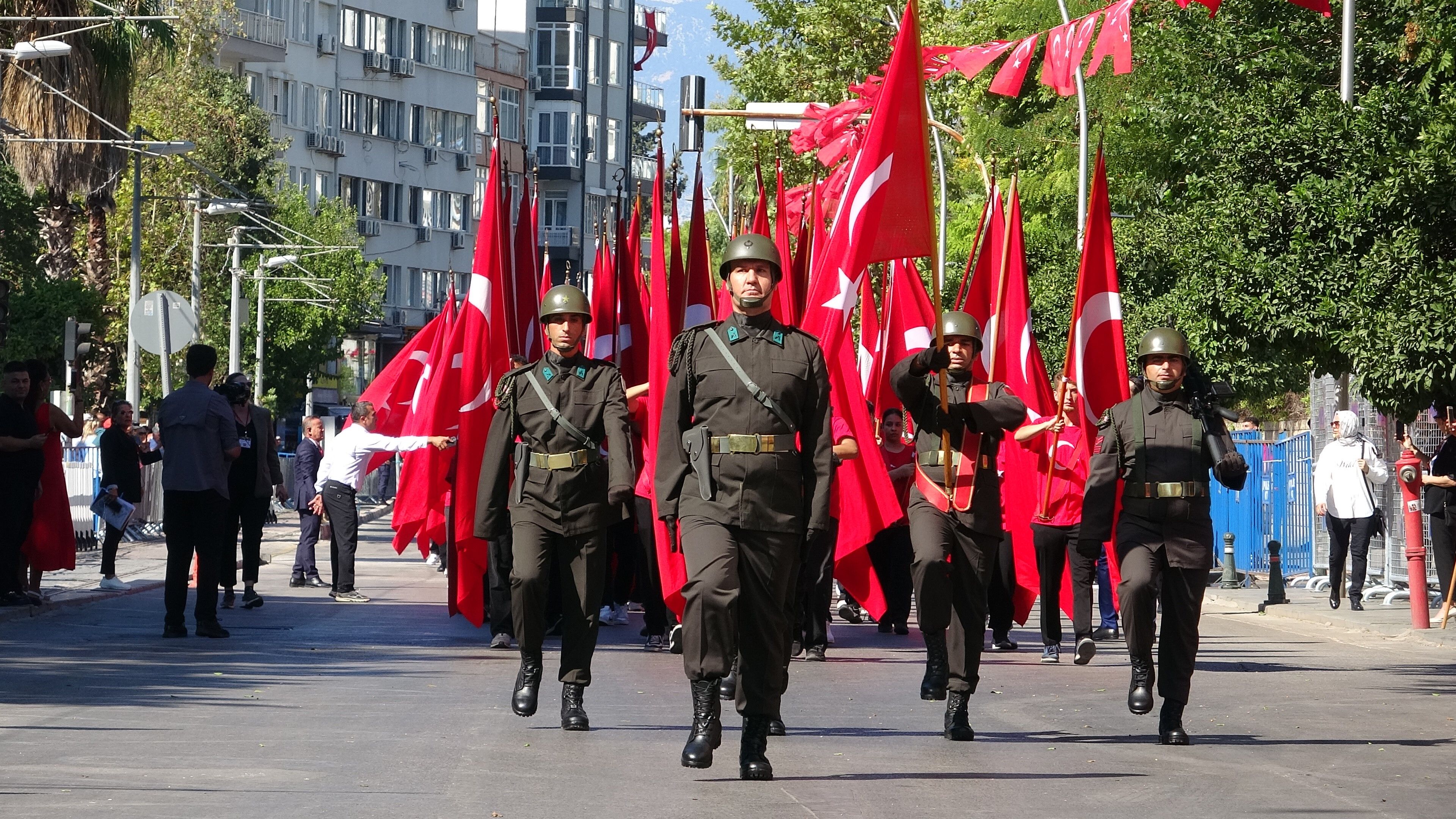 Antalya 30 Agustos Bayram Coskusu8