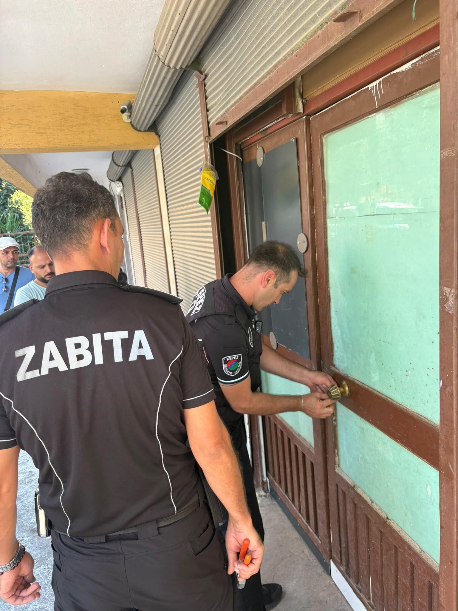 Antalya Gida Deposu Skandal6