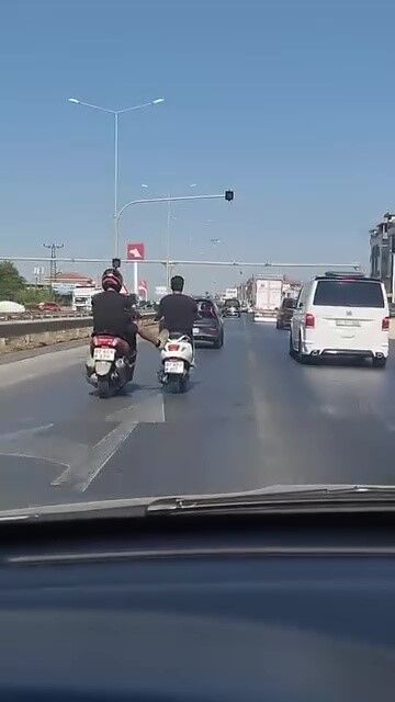 Antalya Manavgat Yolu Tehlikeli Yolculuk