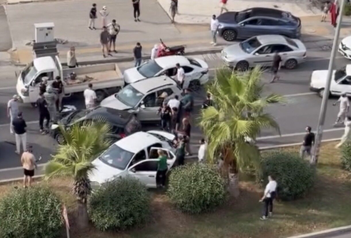 Antalya Yolu Zincirleme Kaza 3 Yarali