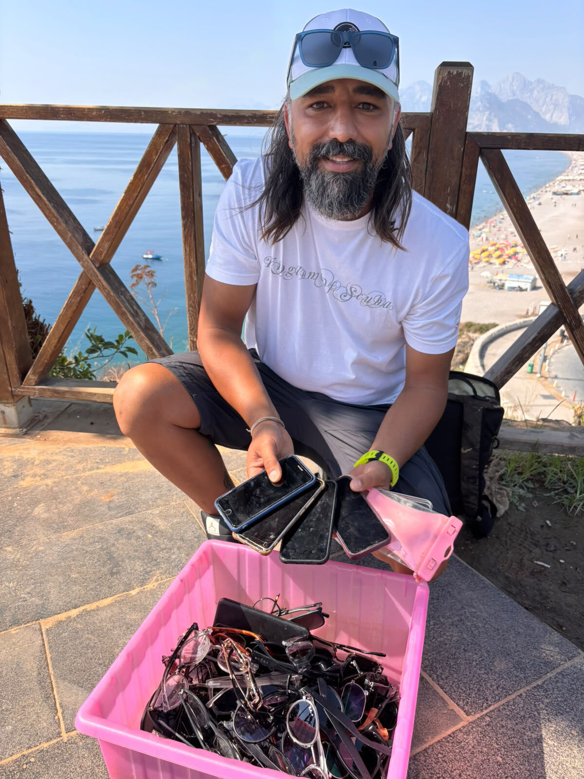 Deniz Kayip Gozluk Telefon Antalya