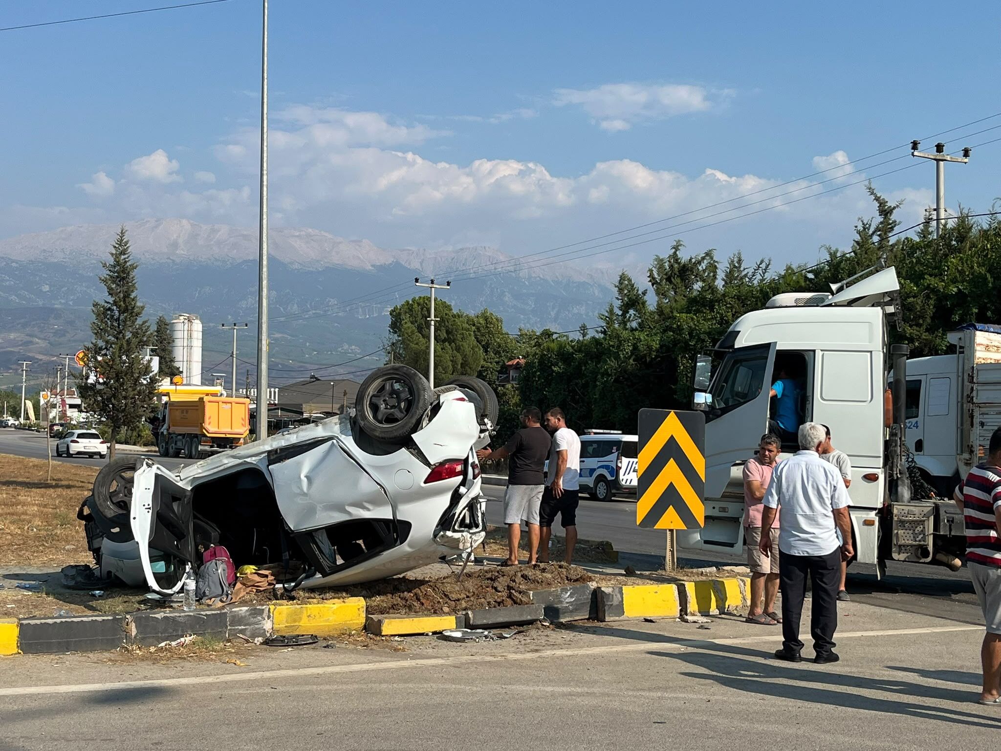 Fethiye Antlaya Yolu Tir Kazasi 4 Yarali3