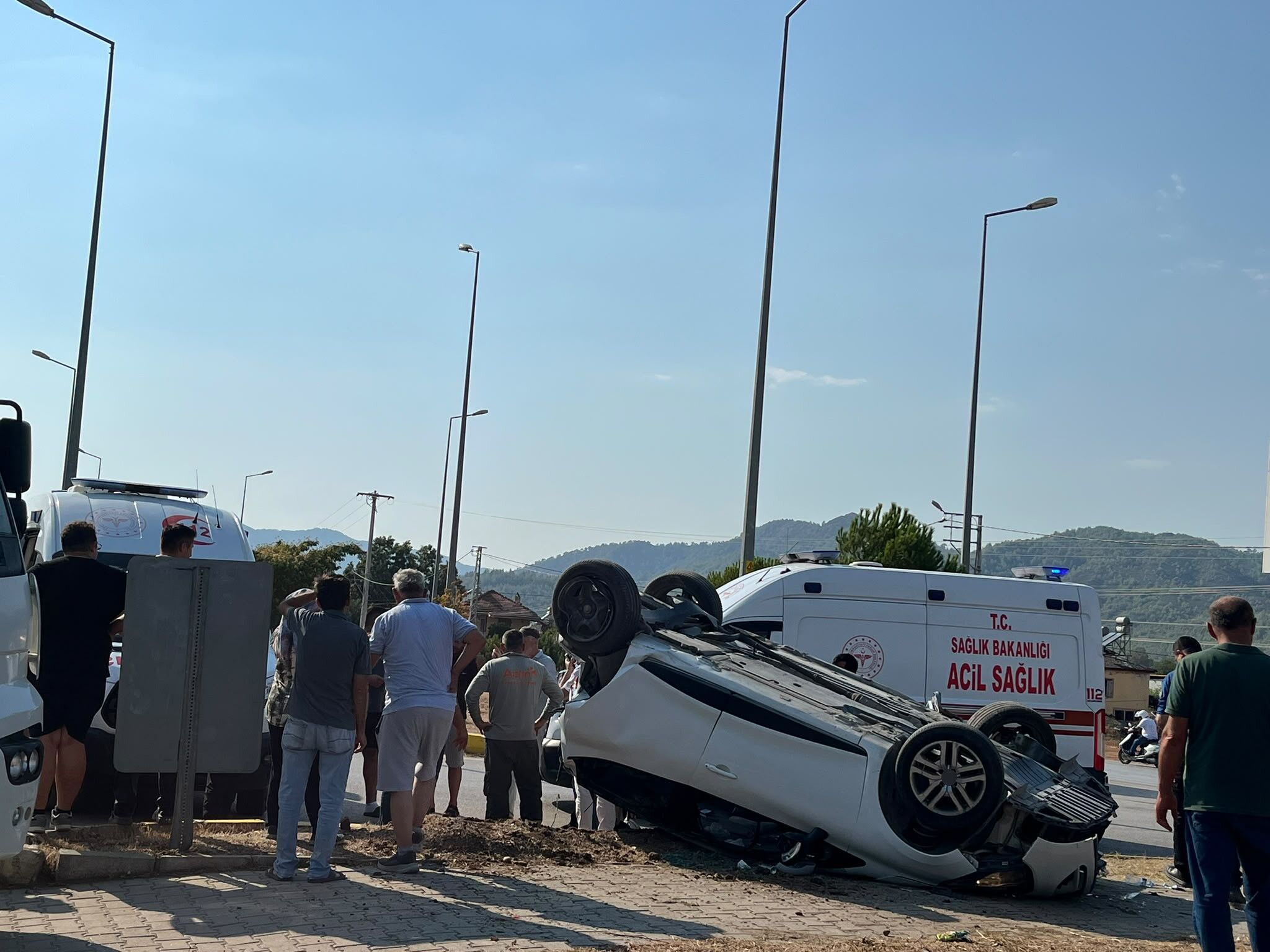 Fethiye Antlaya Yolu Tir Kazasi 4 Yarali6