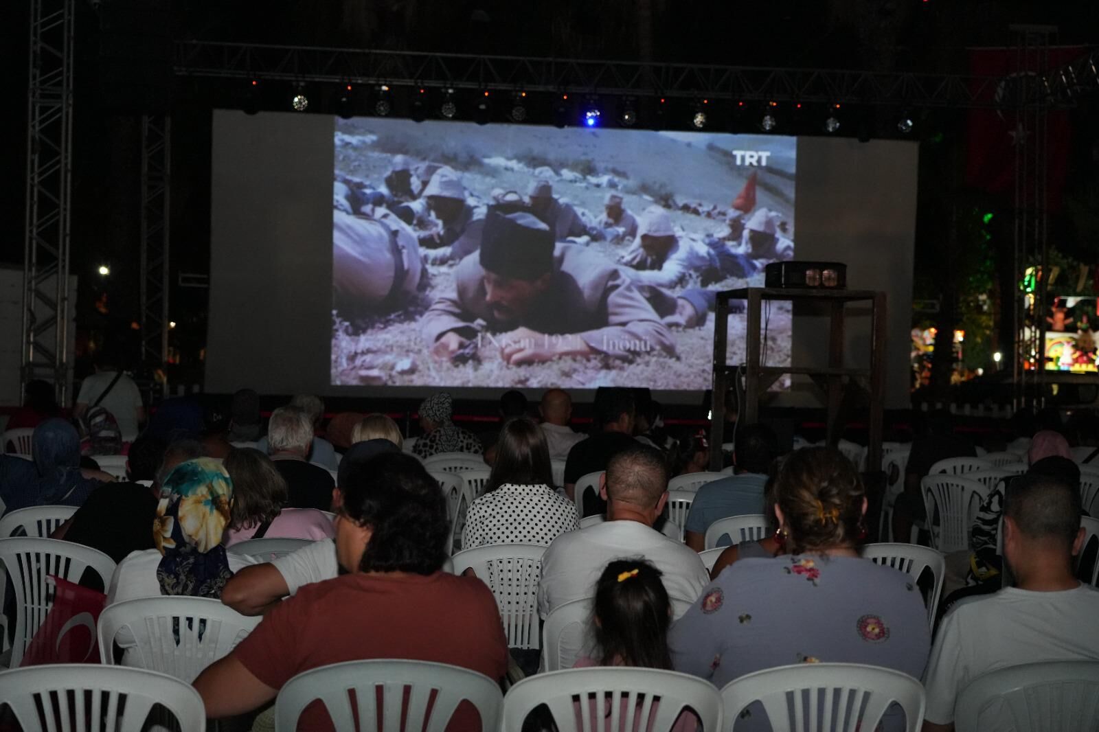 Kepez Kultur Festivalinde Zafer Bayrami Coskusu 6