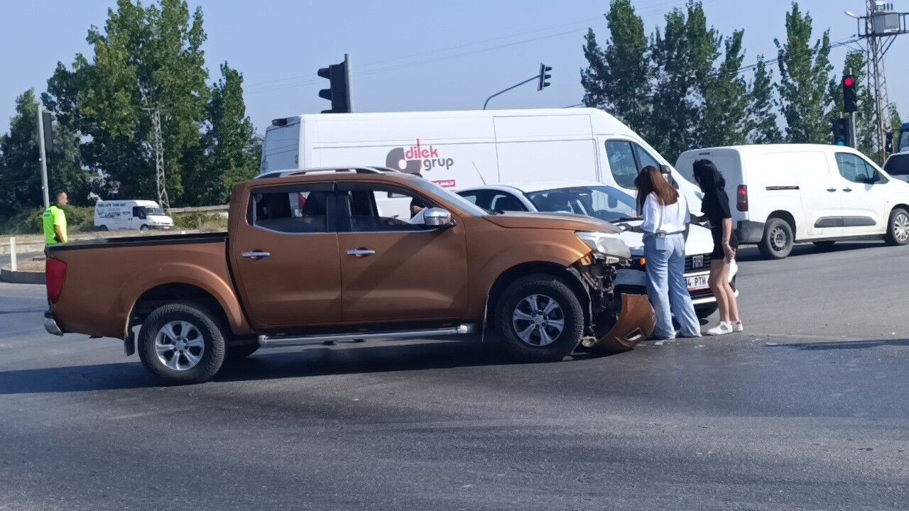 Manavgat Kirmizi Isik Ihlali Kaza3
