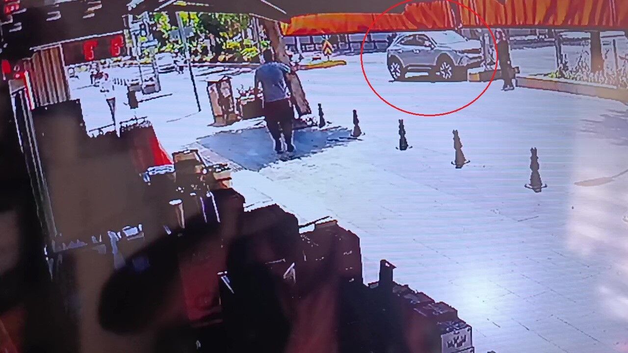 Manavgat Refuje Carpan Otomobil Kaza