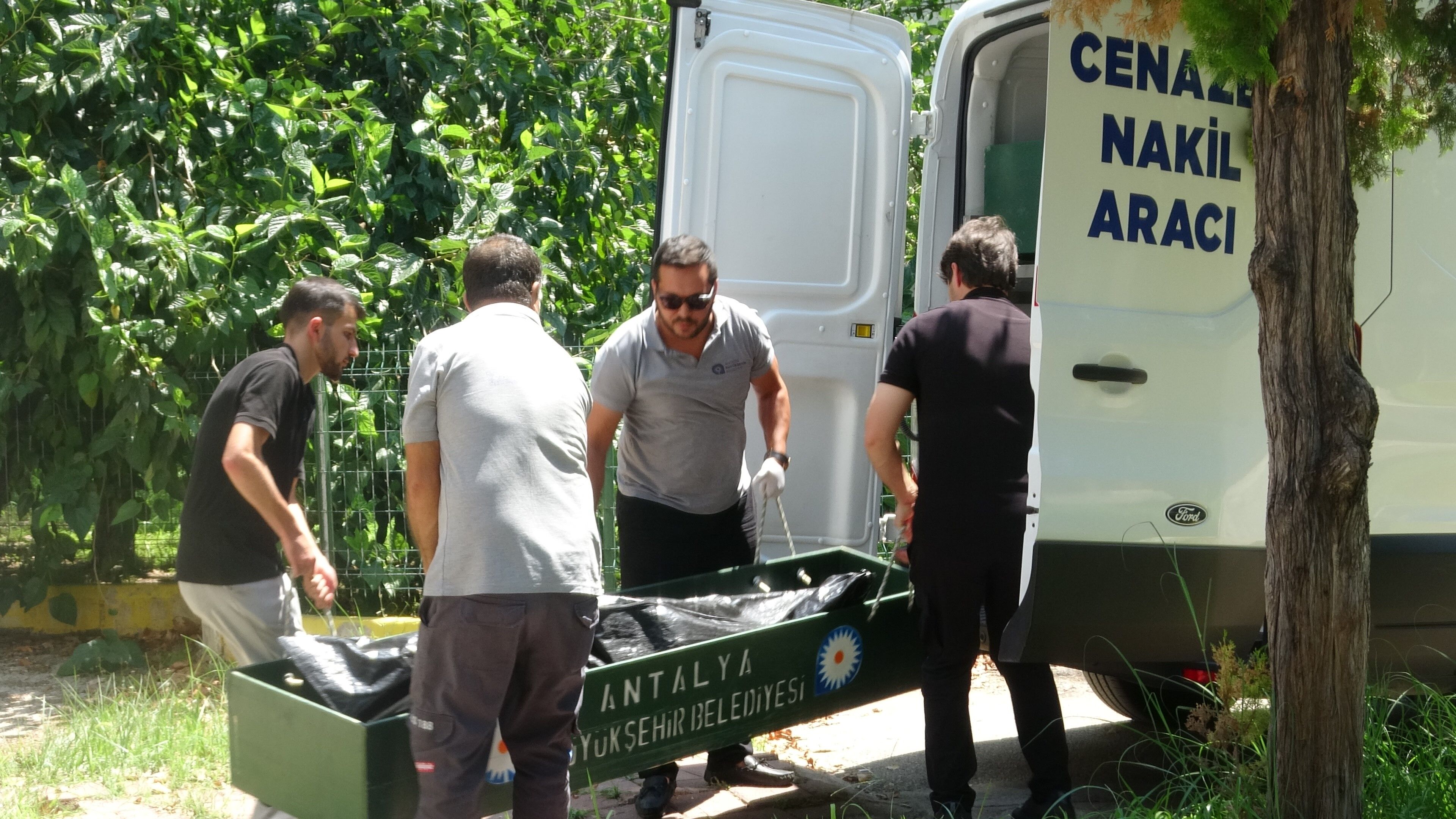 Mehmet Asal Cami Cansiz Bedeni Bulundu Antalya