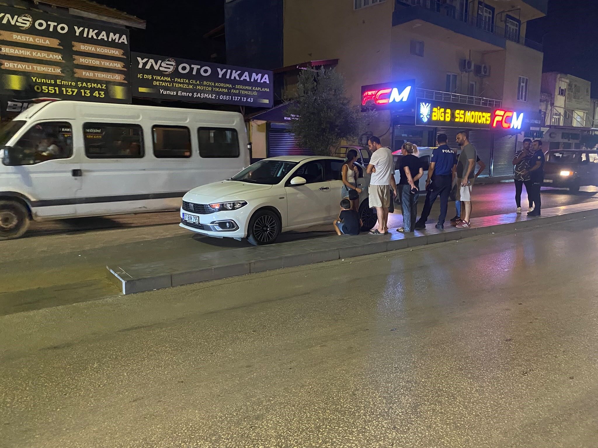 Serik Antalya Kaza Kucuk Cocuk Olumden Dondu