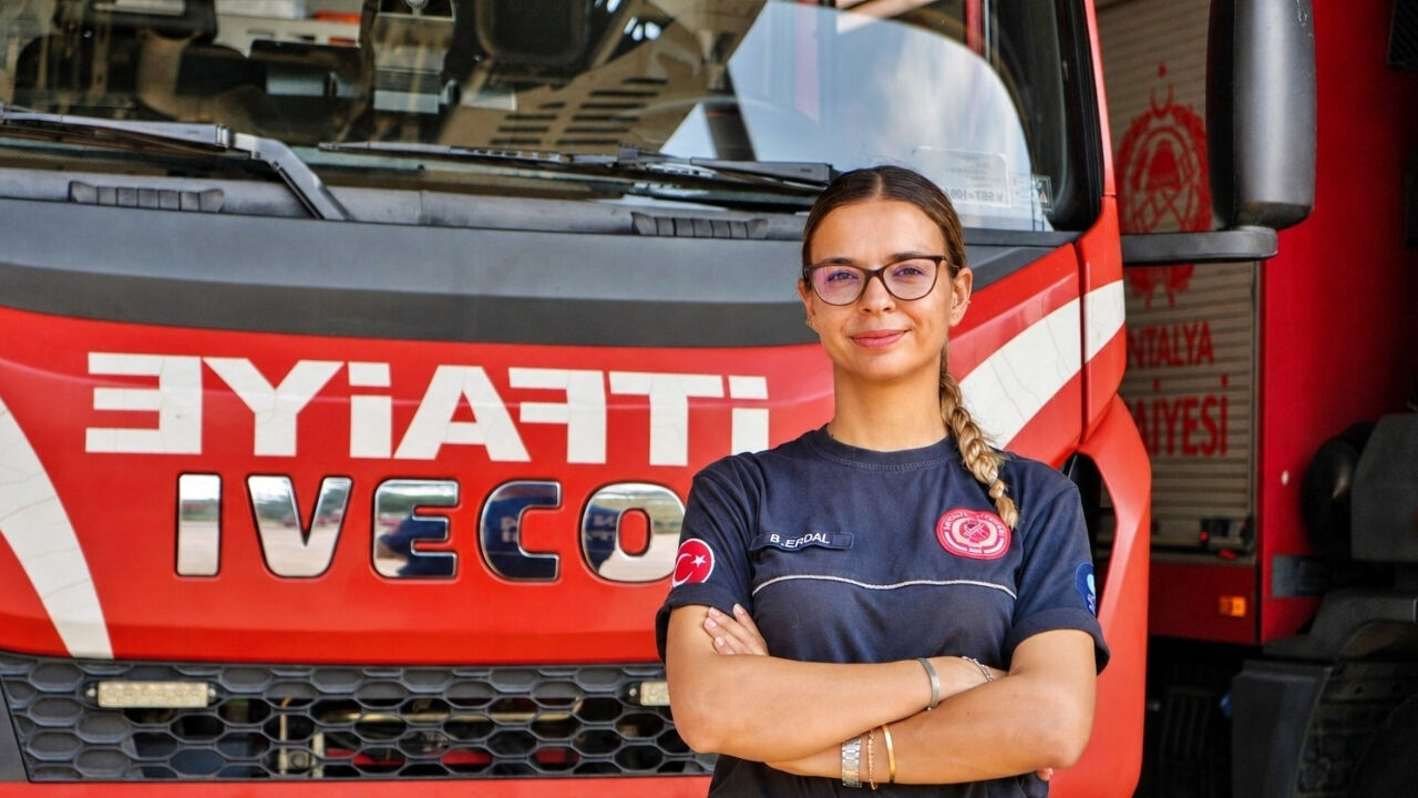 Kadın Itfaiyeciler2