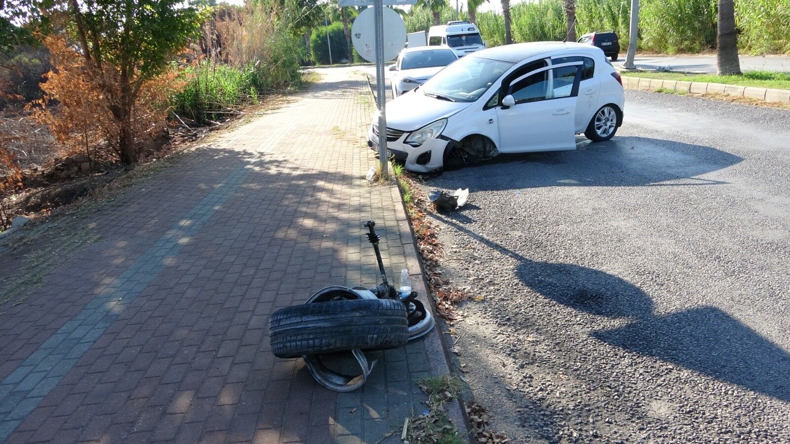 Antalya Manavgat Kaza Refuj Direk 3 Yarali2