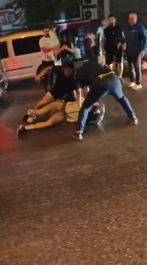 Antalya Muratpasa Korna Calma Tartismasi Kavga