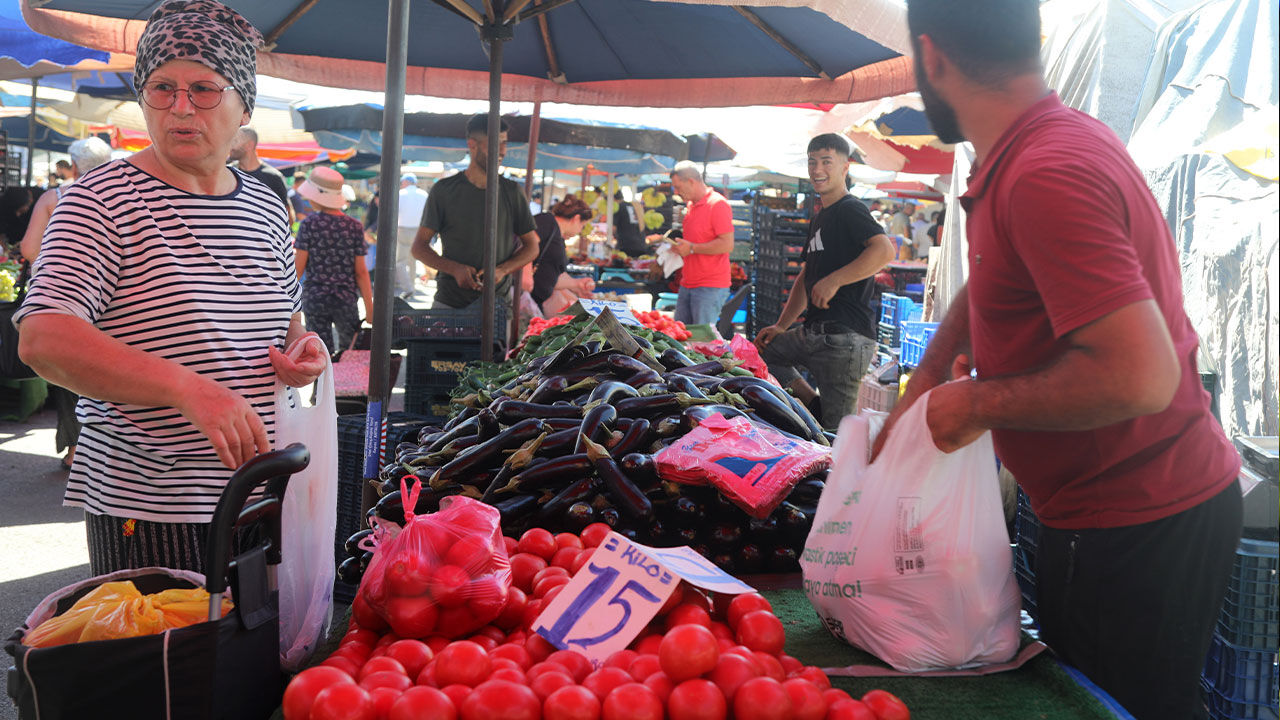 Antalya Sebze Meyve Fiyati Iki Katina Cikiyor3
