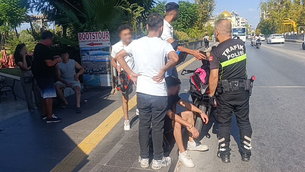 Antalya Yaya Motosiklet Kazasi 2 Yarali2