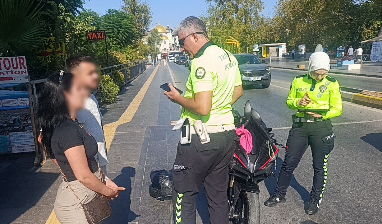 Antalya Yaya Motosiklet Kazasi 2 Yarali4