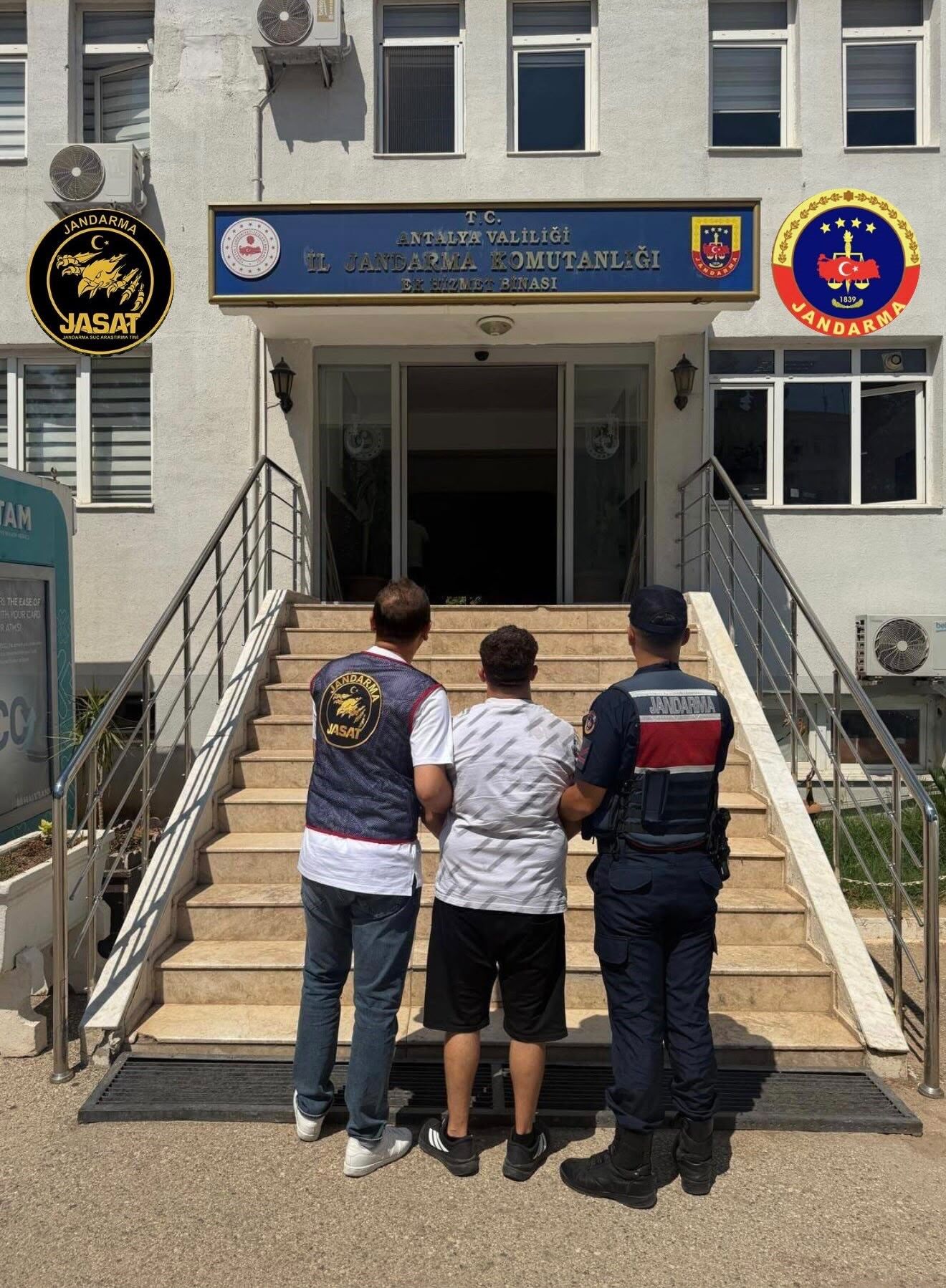Aranan Sahislar Yakalandi Antalya