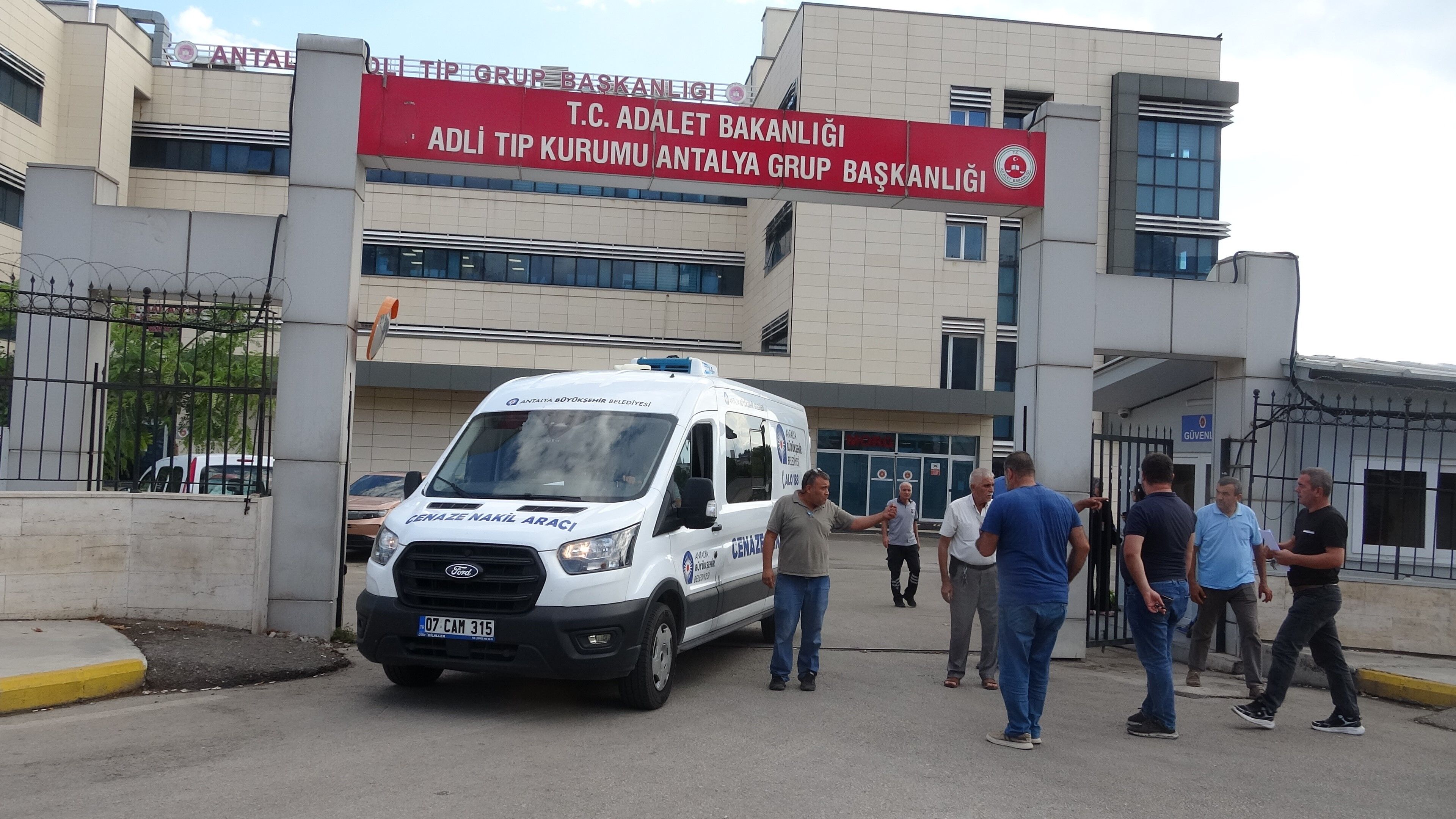 Korkuteli Karakuyu Mahallesi Cinayet Cenaze6
